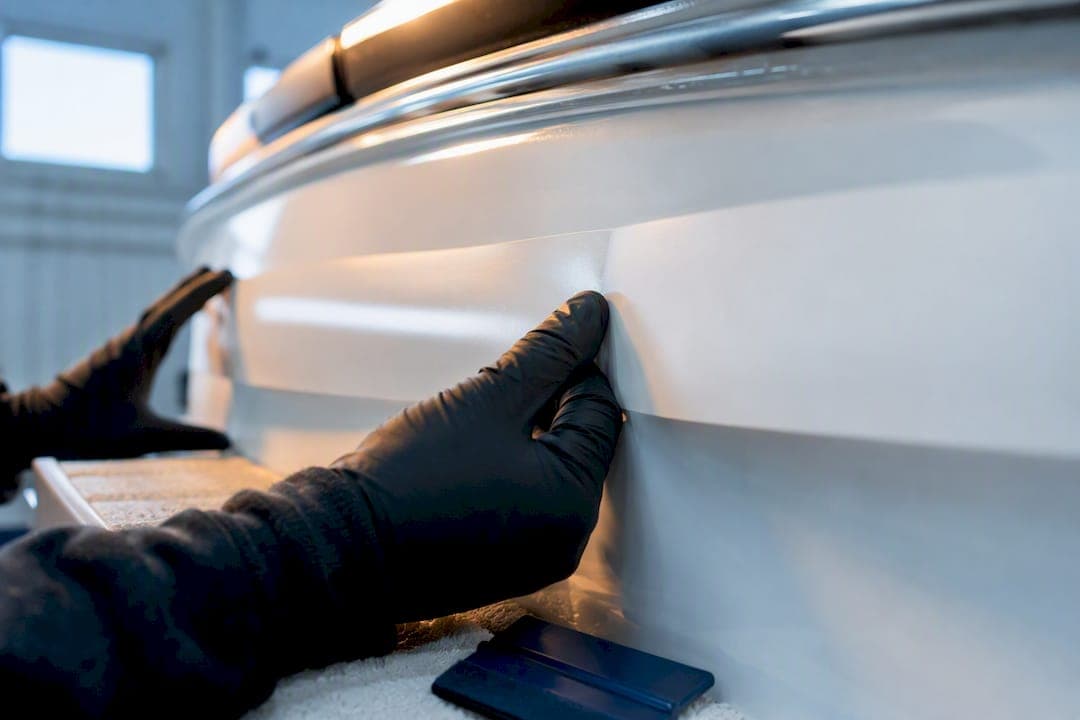 65°F Minimum: Install Winter Boat Decals That Won't Curl