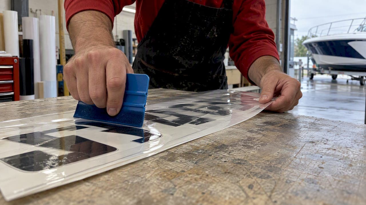 Laminate for Boat Decals: 5 Checks Using Manufacturer Guidance
